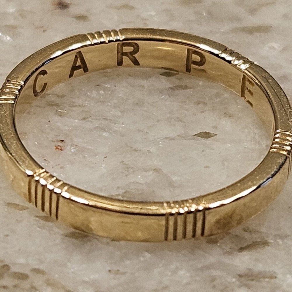 NEW MONICA RICH KOSANN CARPE DIEM SEIZE THE DAY POESY STACKABLE 18K GOLD RING 4